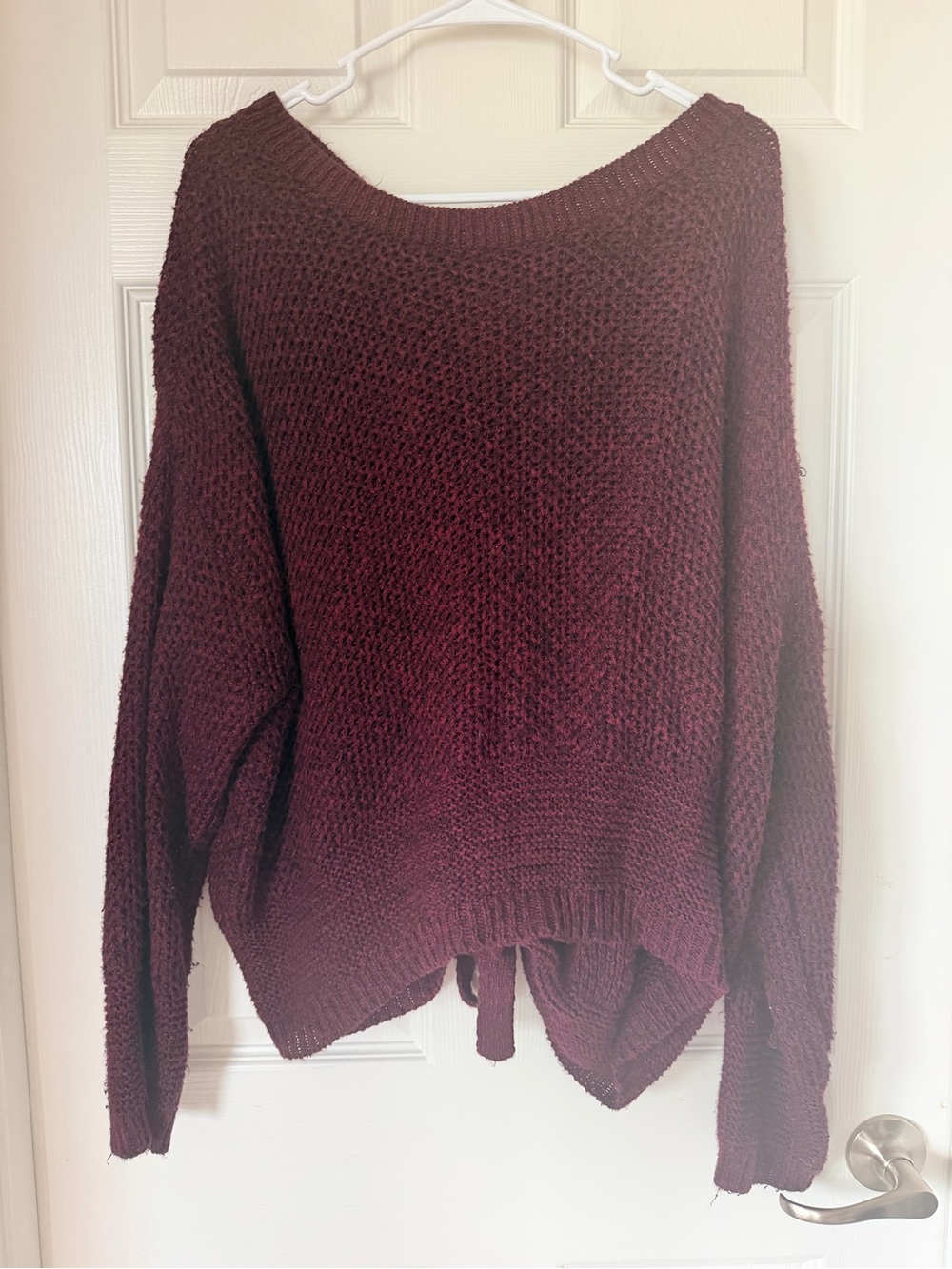 Express Women’s Crewneck Sweater in Burgundy
